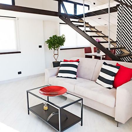Erida Apartment Spanish Steps Рим Екстериор снимка