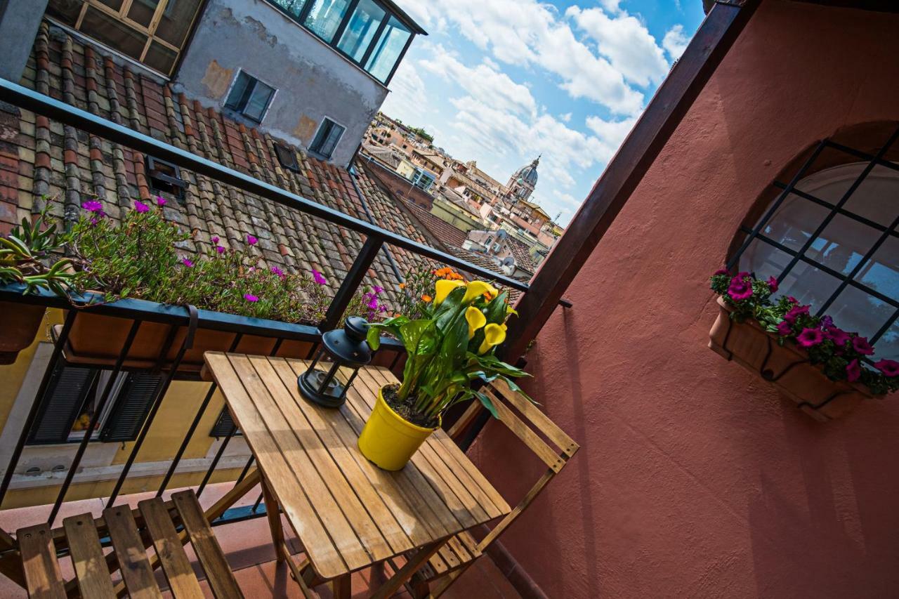 Erida Apartment Spanish Steps Рим Екстериор снимка