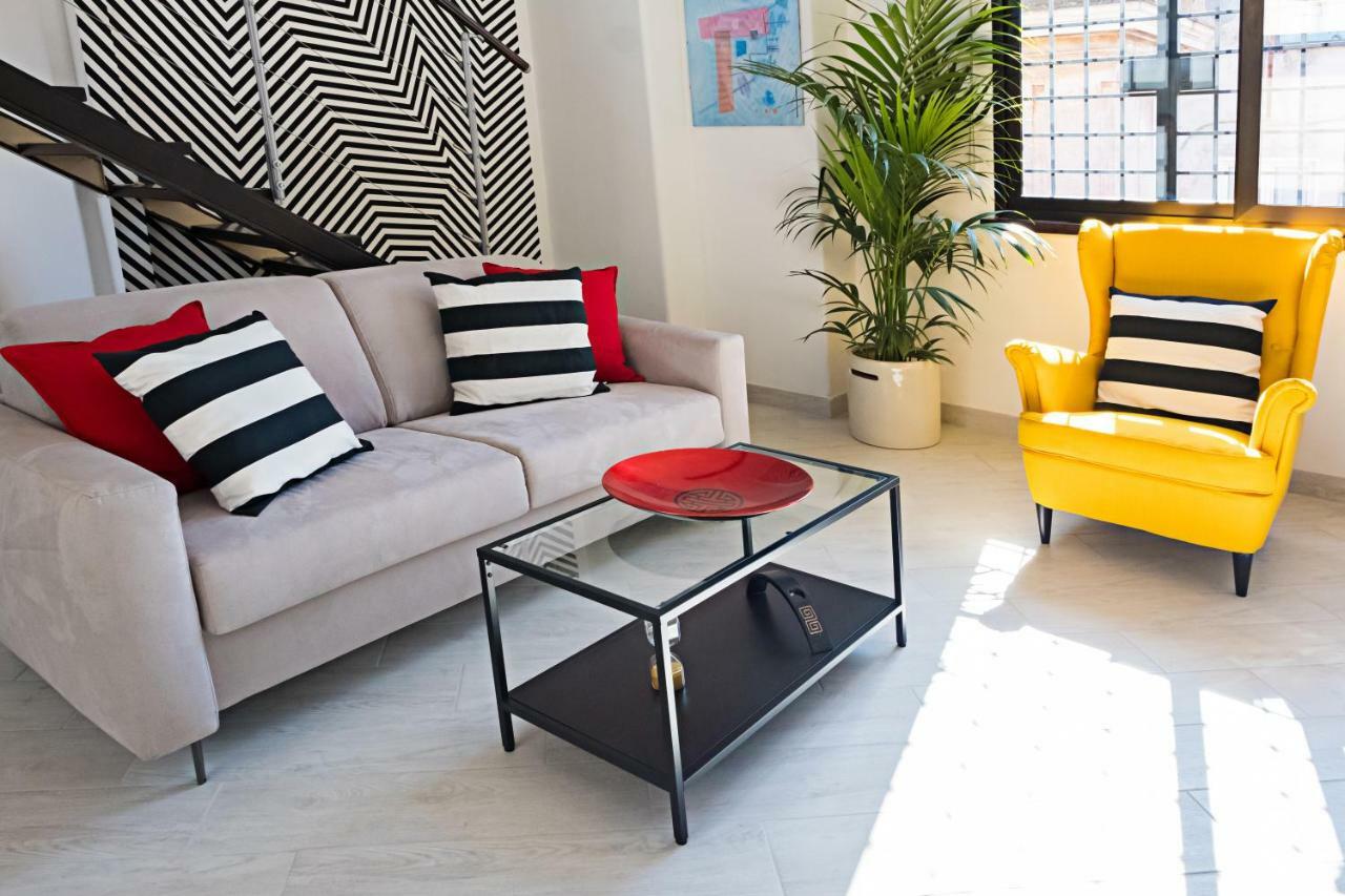 Erida Apartment Spanish Steps Рим Екстериор снимка